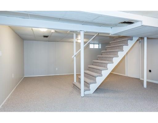 54 Ellendale Cir, Springfield, MA 01128 photo 24