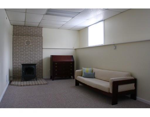 23 Hazeltine Rd, Upton, MA 01568 photo 12