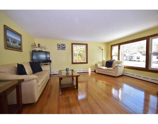 24 Gralia Dr, Springfield, MA 01128 photo 12