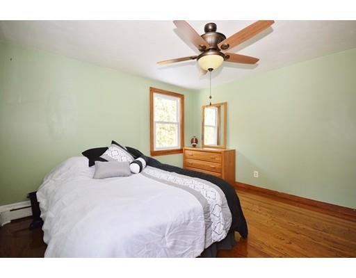 24 Gralia Dr, Springfield, MA 01128 photo 17