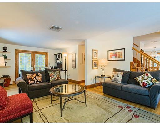 555 York St, Canton, MA 02021 photo 6