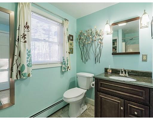 555 York St, Canton, MA 02021 photo 17
