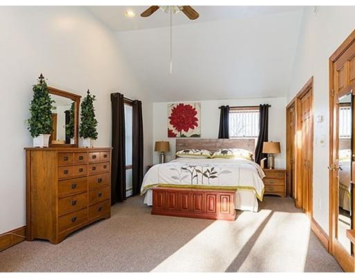 555 York St, Canton, MA 02021 photo 11