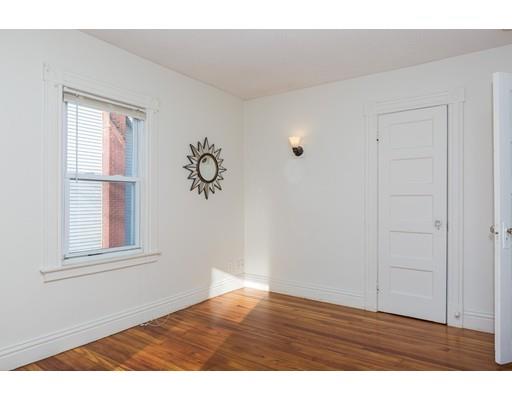 45 Larkspur St, Springfield, MA 01108 photo 18
