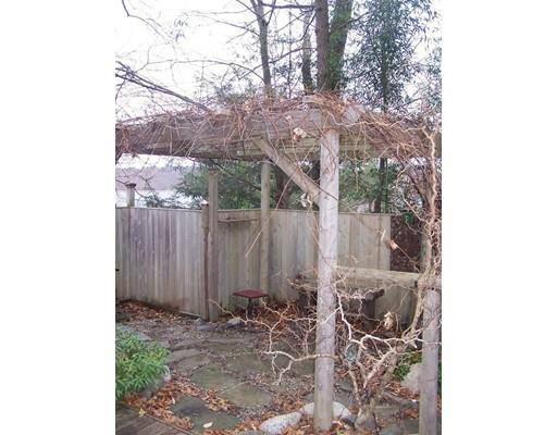 40 Weston St, Danvers, MA 01923 photo 9
