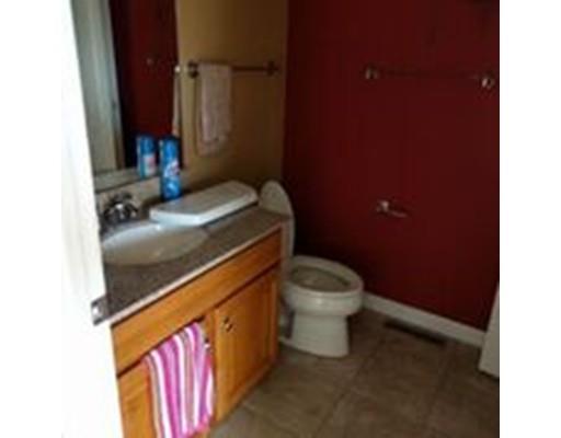 14 Marchioness Rd, Springfield, MA 01129 photo 5