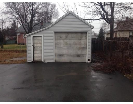 30 Bristol St, Chicopee, MA 01013 photo 3