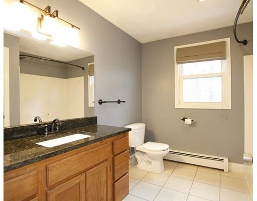 29 Colonial Rd, Douglas, MA 01516 photo 16