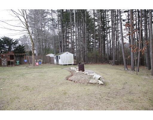 29 Colonial Rd, Douglas, MA 01516 photo 3