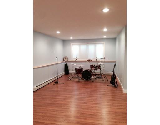 369 Orswell St, Fall River, MA 02721 photo 27