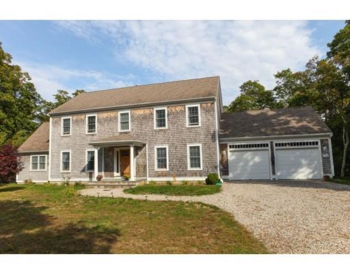 9 Maple St, Mashpee, MA 02649 photo 1