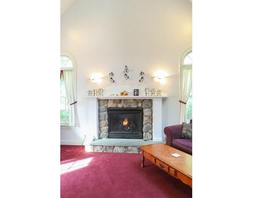 9 Maple St, Mashpee, MA 02649 photo 10