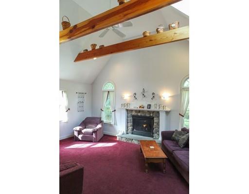9 Maple St, Mashpee, MA 02649 photo 11