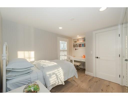 36 Franklin St, Marblehead, MA 01945 photo 16