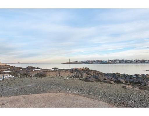 36 Franklin St, Marblehead, MA 01945 photo 2