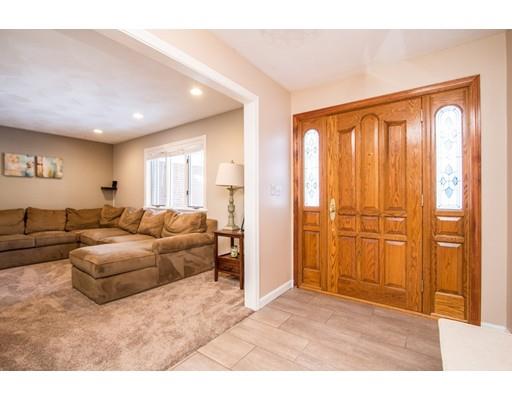 3 Oxbow Rd, Danvers, MA 01923 photo 2