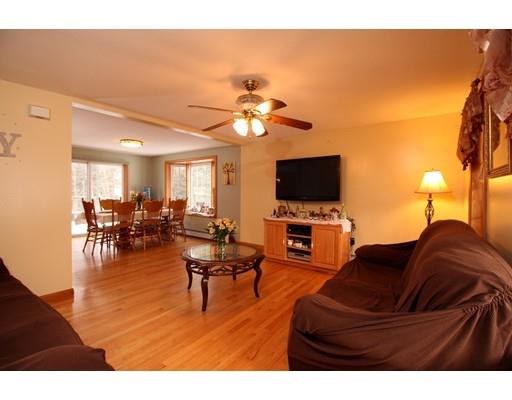 66 Sylvan Rd, Gardner, MA 01440 photo 2