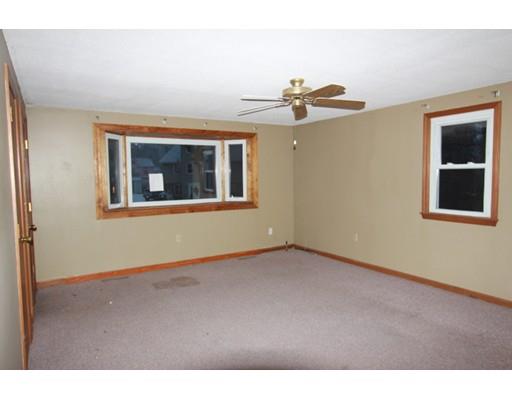 128 Webber St, Springfield, MA 01108 photo 8