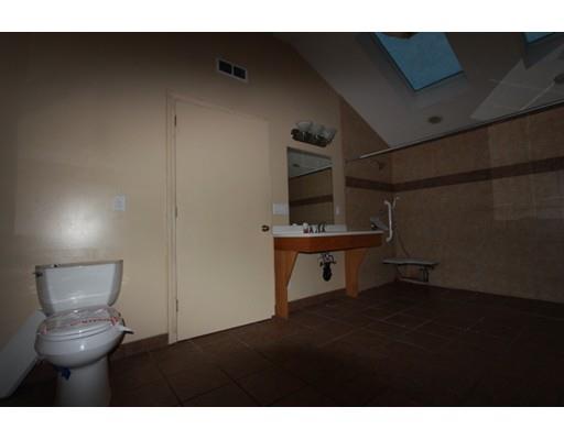 128 Webber St, Springfield, MA 01108 photo 14