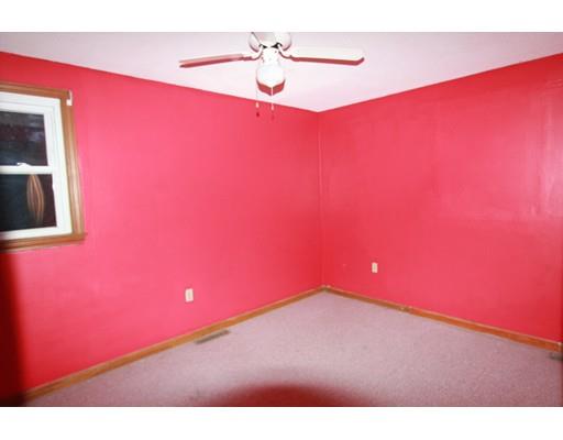 128 Webber St, Springfield, MA 01108 photo 11