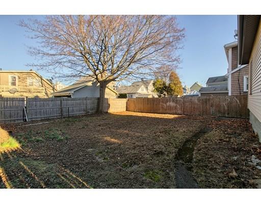 27 Westover St, Everett, MA 02149 photo 4