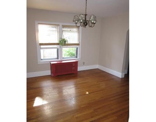 46 Colfax St, Springfield, MA 01104 photo 9
