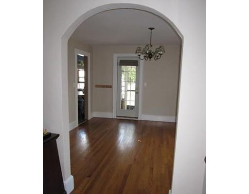 46 Colfax St, Springfield, MA 01104 photo 5