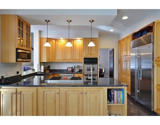 73 Longfellow Rd, Wellesley, MA 02481 photo 3