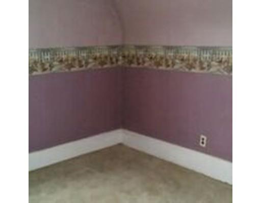 26 Edendale St, Springfield, MA 01104 photo 6