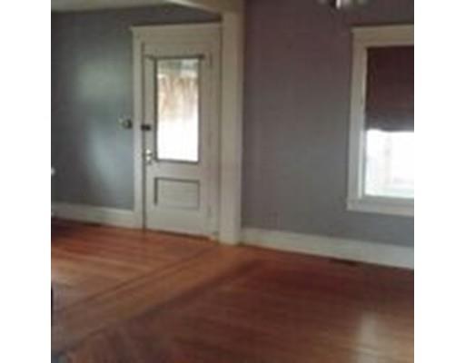 26 Edendale St, Springfield, MA 01104 photo 8