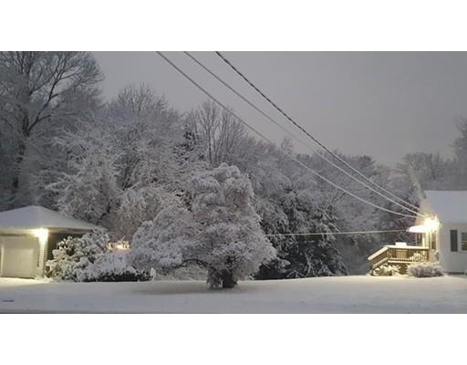 1015 Webster St, Hanover, MA 02339 photo 4