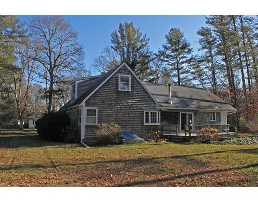135 Walnut St, Marstons Mills, MA 02648 photo 2