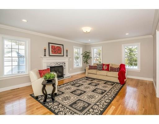92 Curtis St, Reading, MA 01867 photo 3