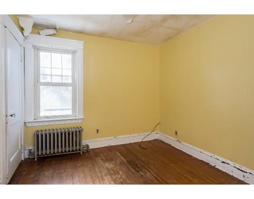714 Weetamoe St, Fall River, MA 02720 photo 18