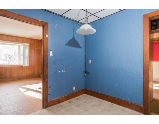 714 Weetamoe St, Fall River, MA 02720 photo 8