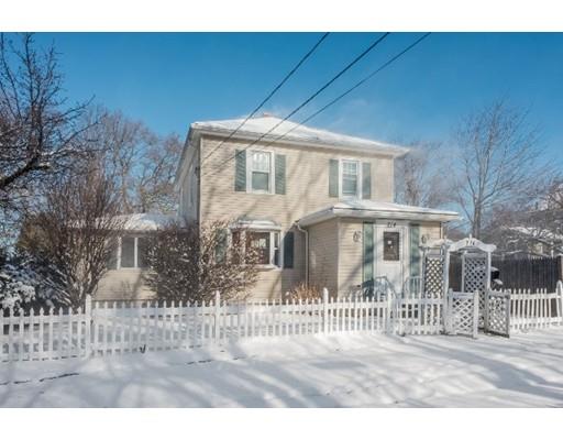 714 Weetamoe St, Fall River, MA 02720 photo 4