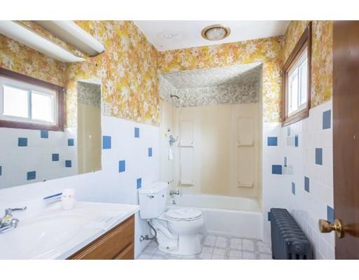 714 Weetamoe St, Fall River, MA 02720 photo 17