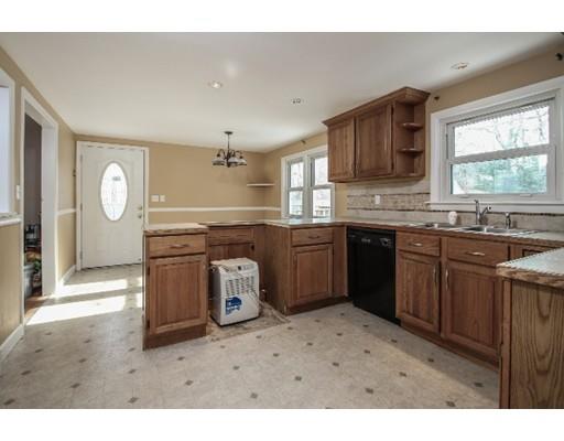 71 Midway Dr, Centerville, MA 02632 photo 4