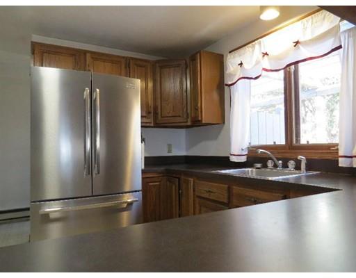 29 Russell Rd, Mashpee, MA 02649 photo 4