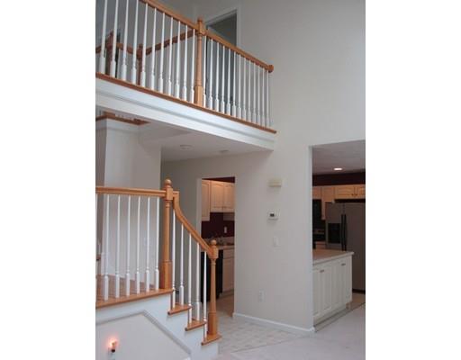 7 Mink Cir, Worcester, MA 01604 photo 11