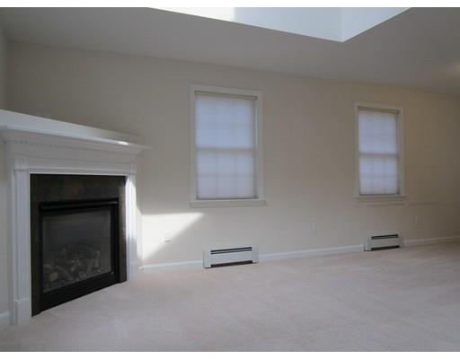 7 Mink Cir, Worcester, MA 01604 photo 3