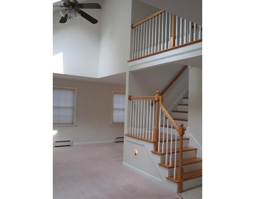 7 Mink Cir, Worcester, MA 01604 photo 6