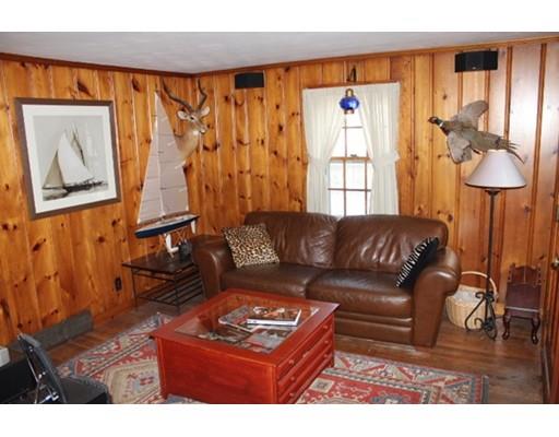 41 Kenneth Rd, Marblehead, MA 01945 photo 3