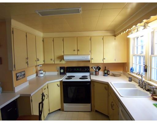 3 E Main St, Williamsburg, MA 01096 photo 4