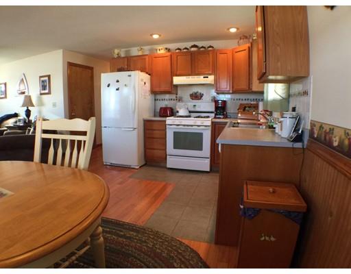 45 Jefferson St, Fall River, MA 02721 photo 3