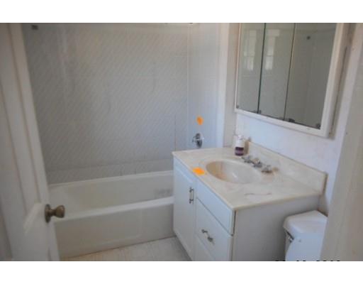 211 Davis St, Springfield, MA 01104 photo 7