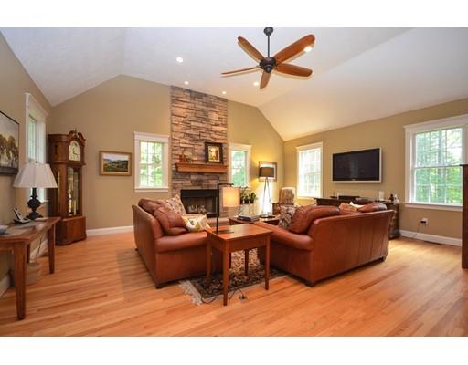 62 Eight Lots Rd, Sutton, MA 01590 photo 14