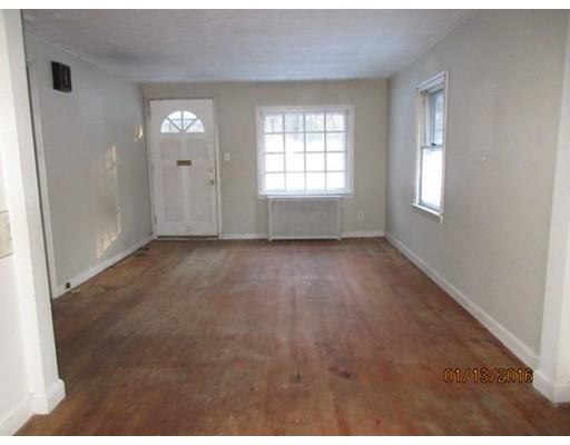 40 Nonquit St, Worcester, MA 01604 photo 4