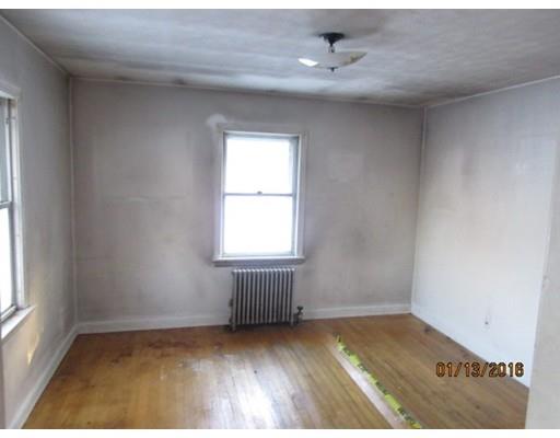 40 Nonquit St, Worcester, MA 01604 photo 8