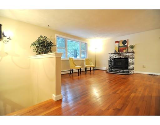 3 Carriage Dr, Acton, MA 01720 photo 2